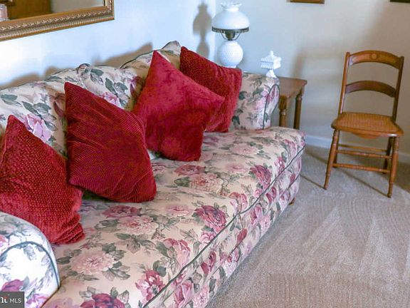 4th image of 10516 Heather Greens Cir