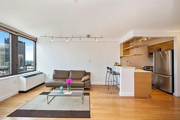 Rented by Keller Williams NYC | media 26