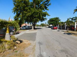 3521 SW 26th St, Miami, FL 33133