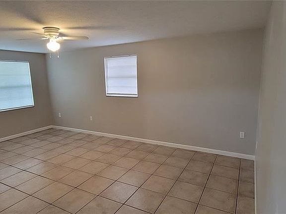 5th image of 4212 E Miller Ave