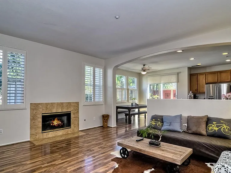 16489 Sunstone Dr — Photo 7