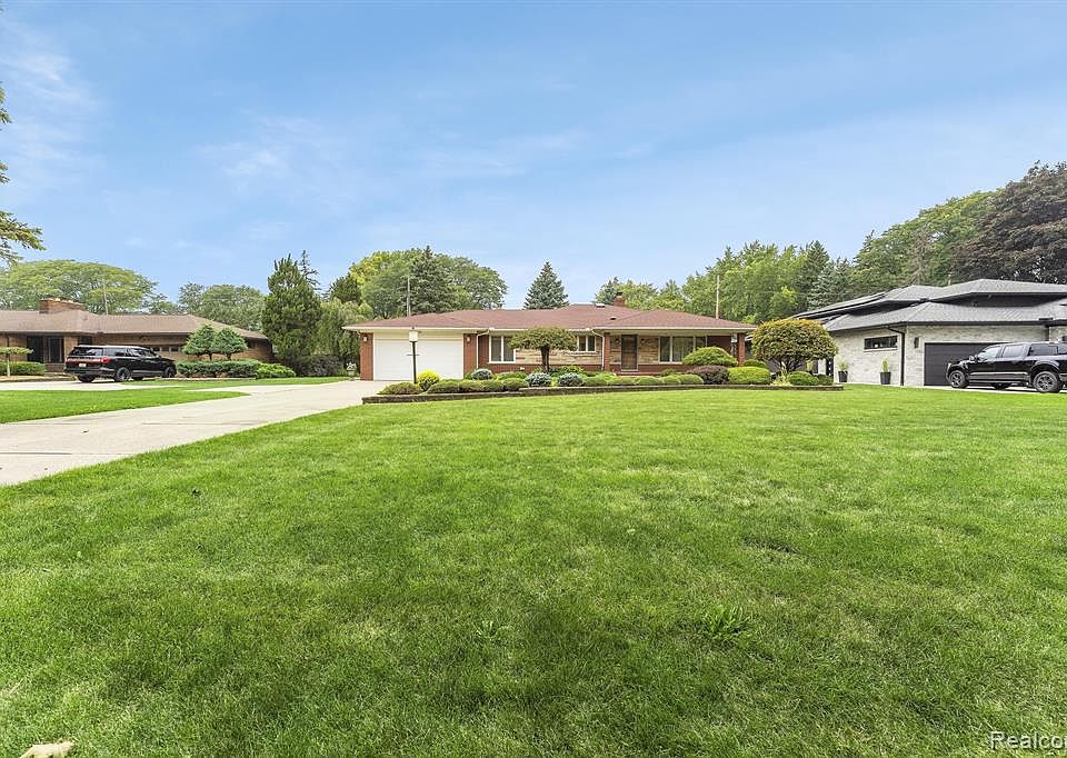 10840 Reeck Rd, Allen Park, MI 48101 Zillow
