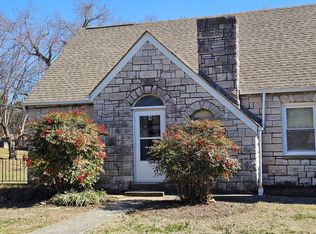 807 Gresham Rd APT 4, Knoxville, TN 37918