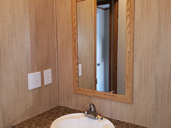 4th image of 16038 County Road 1526 Ct #146