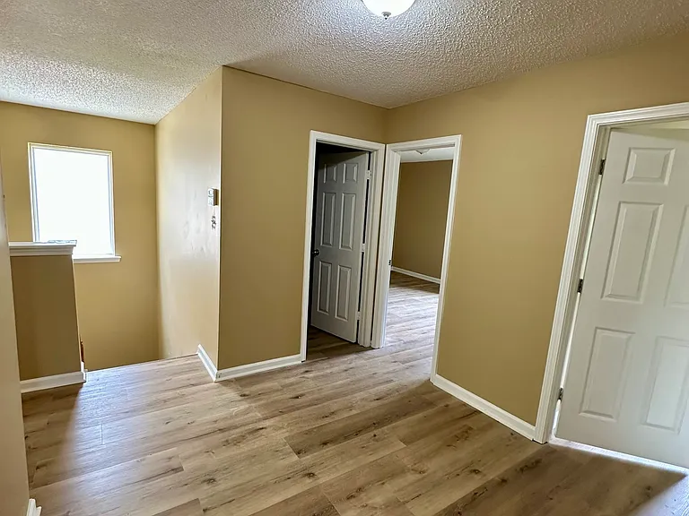 15313 Superior St — Photo 44