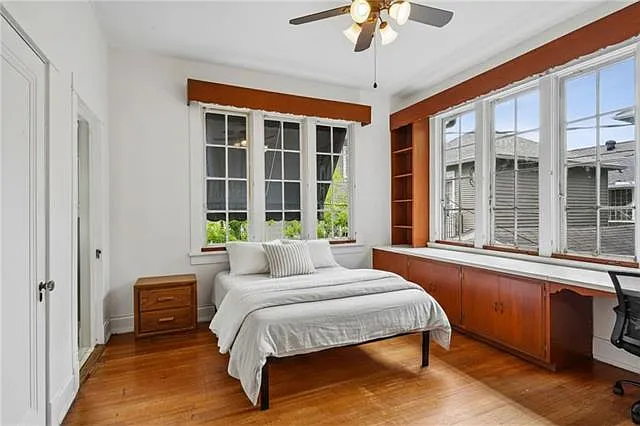 7018 S Claiborne Ave — Photo 14