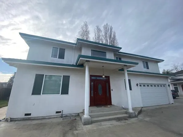 877 Donohoe St #B, Palo Alto, CA 94303