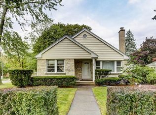 844 S Kensington Ave, La Grange, IL 60525