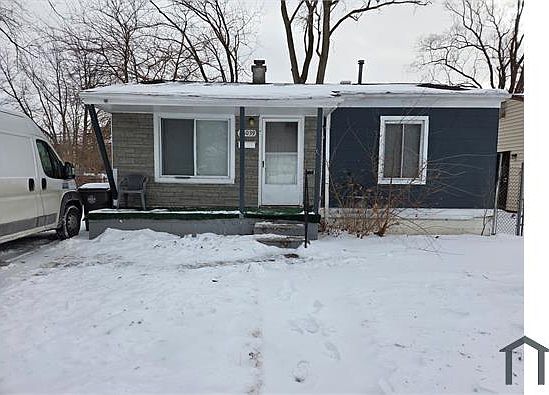 1st image of 26039 Lehigh St