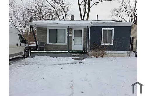 26039 Lehigh St Photo 1