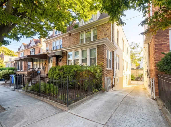 1564 Kimball Street image 1 of 1