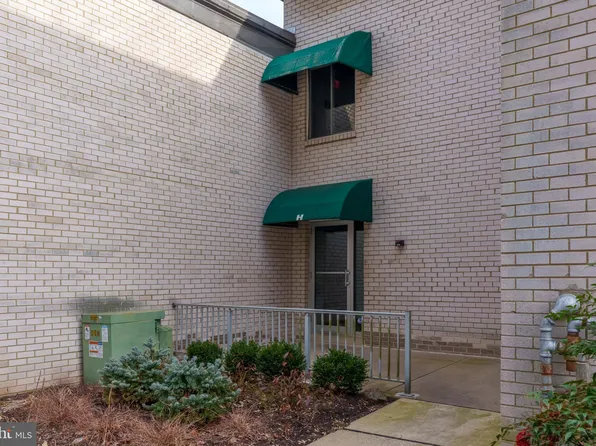 7 Rockford Rd APT H015, Wilmington, DE 19806