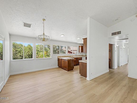 3rd image of 3832 E Dewberry Avenue