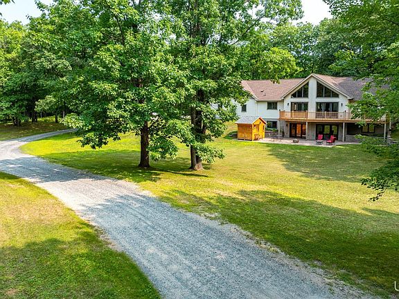 2nd image of 13293 Selkey Rd