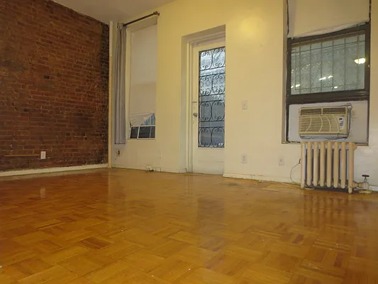 Rented by Mason Group LLC | media 18