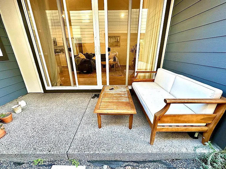 Side patio
