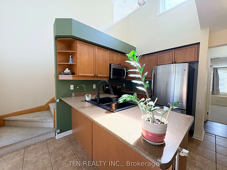 588 Shoreline Dr #3 — Photo 9