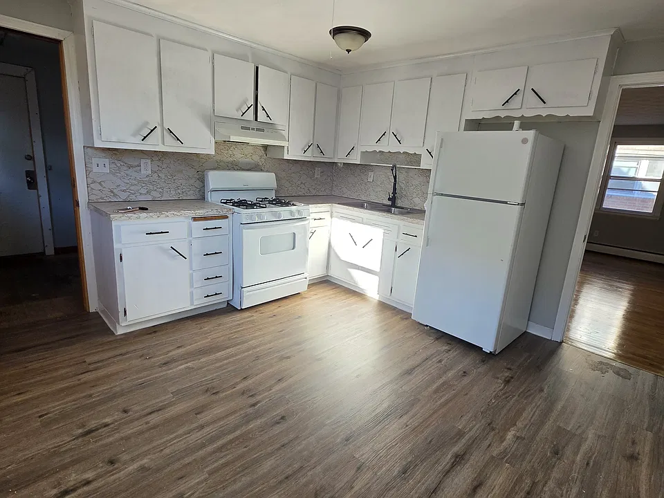 80 Upton St #2S