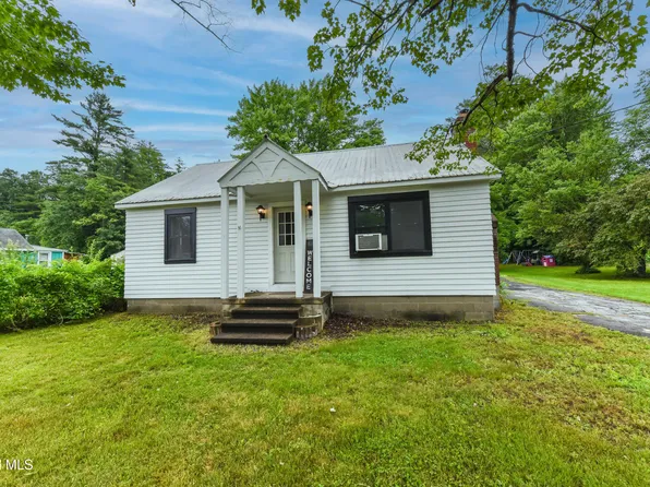 54 E River Drive, Lake Luzerne, NY 12846