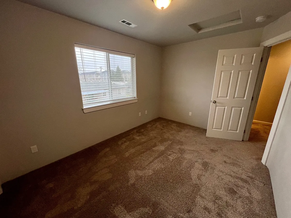 Building Photo - 3407 Sharon Way #0