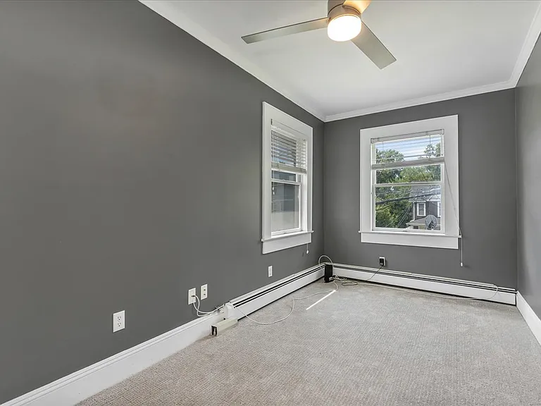 59 Burnside Ave #2 — Photo 9