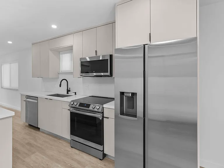 3737 Frow Ave — Photo 8