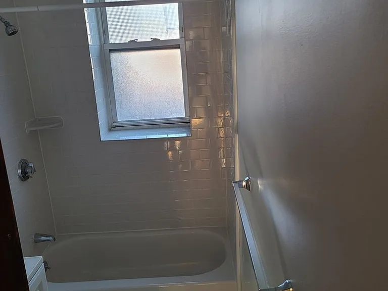 5 Farrington Ave #2B — Photo 9