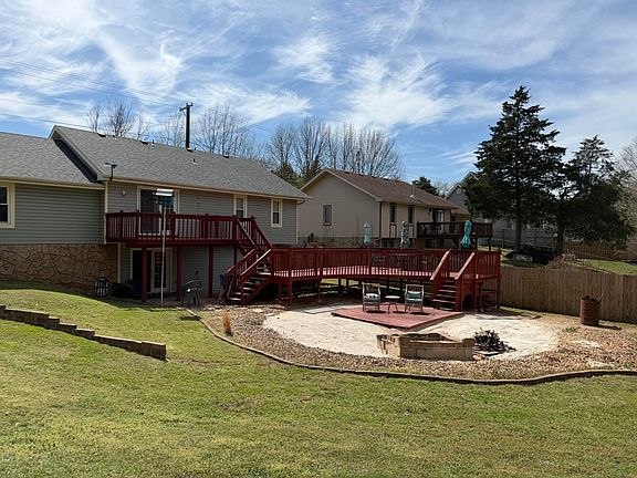 4th image of 1509 E Hartley Street