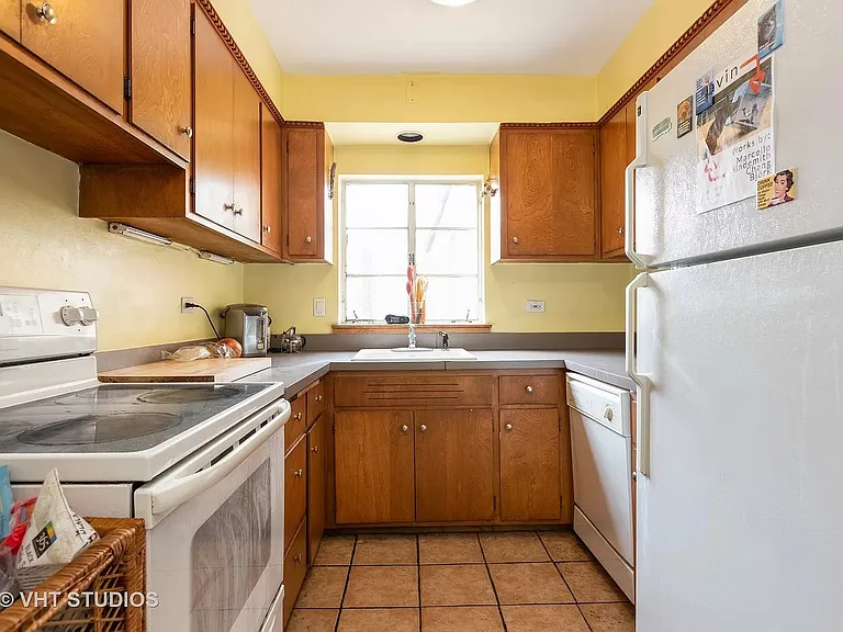 2040 Sherman Ave #3C — Photo 3