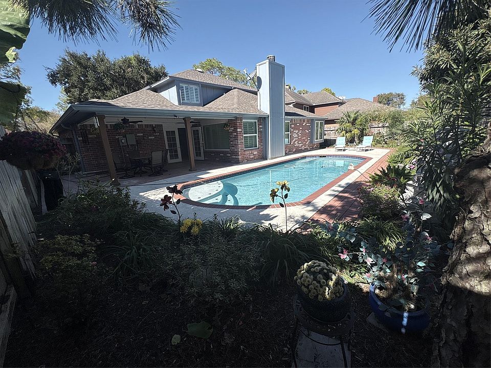1st image of 1323 Village Garden Dr