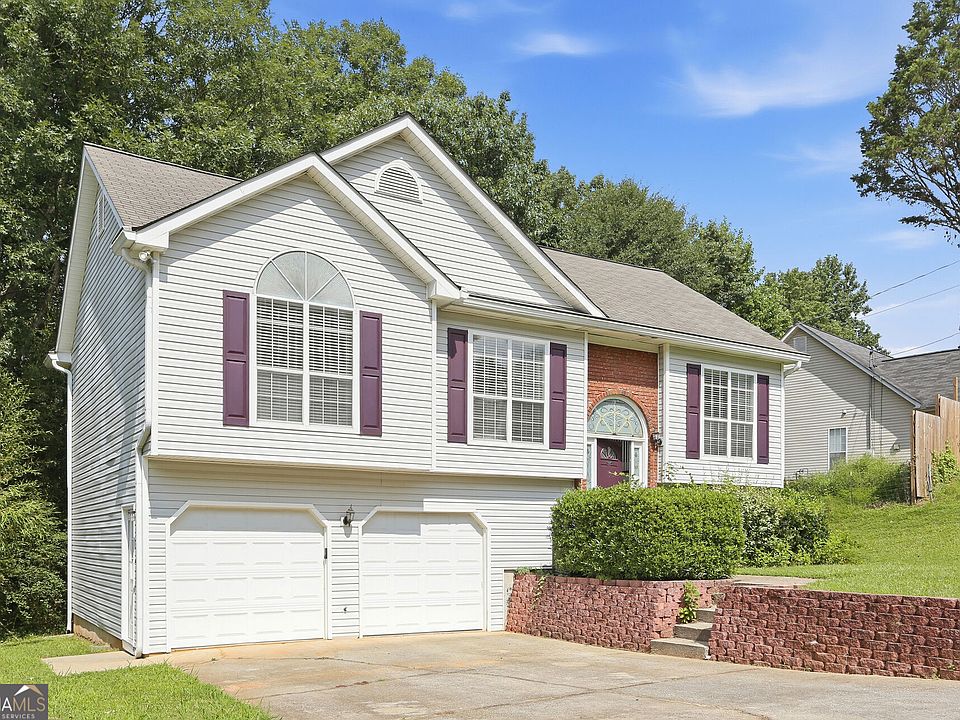 1st image of 4876 Hunt Club Dr