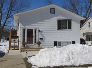 2315 16th Ave #2, Monroe, WI 53566