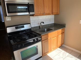 652 N Sickels St, Philadelphia, PA