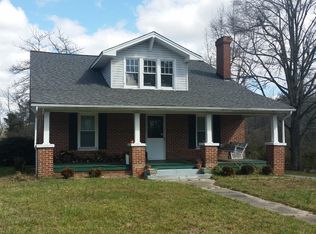 7272 Old 421 Rd, Liberty, NC 27298