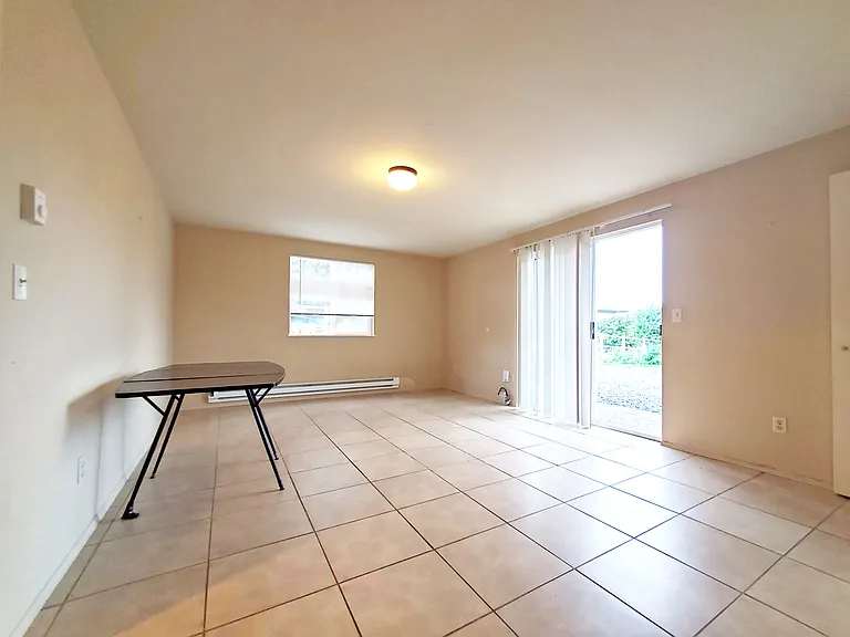17021 Larch Way #C — Photo 3