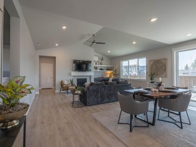 20867 SE Delta Dr, Bend, OR, 97702