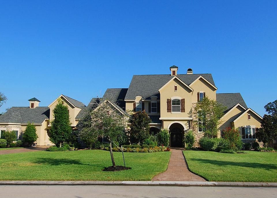 1st image of 5806 Royal Point Dr