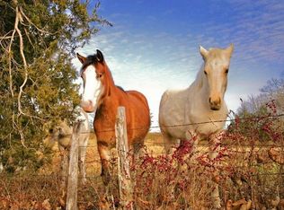 349 Greenwood Rd, Chestnutridge, MO 65630