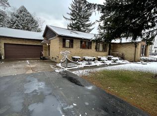 8125 Stahley Rd, East Amherst, NY 14051