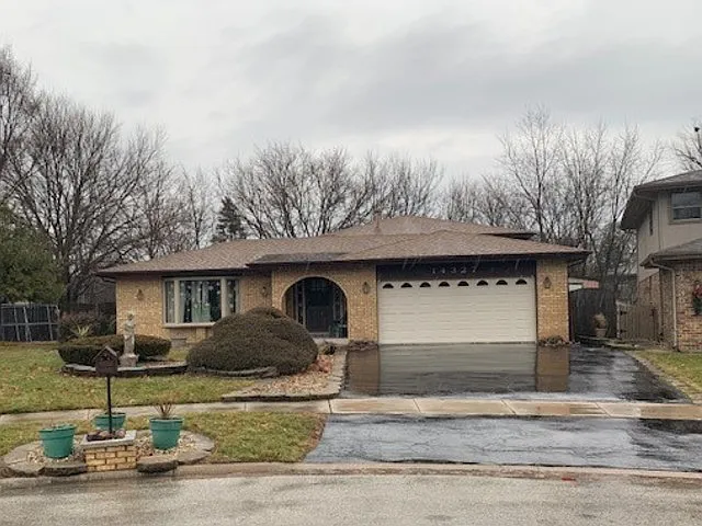 14335 Maple Ln photo 1