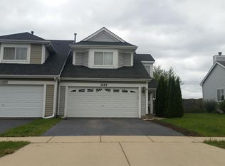 1499 S Pembroke Dr, South Elgin, IL 60177