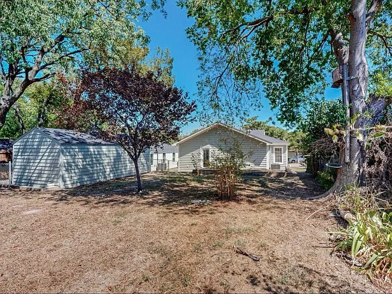 703 S Ravinia Dr — Photo 9