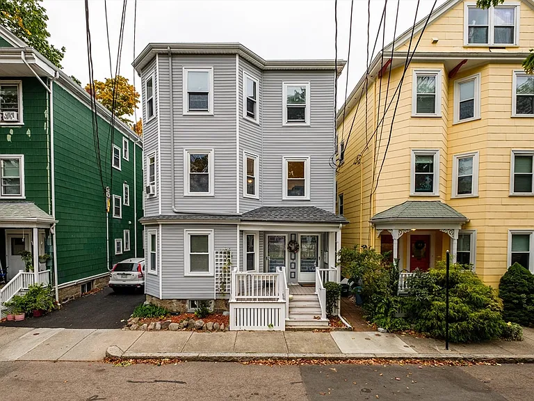7 Mulford St #3 — Photo 1