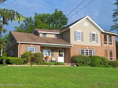 258 Maple Dr, Dalton, PA, 18414