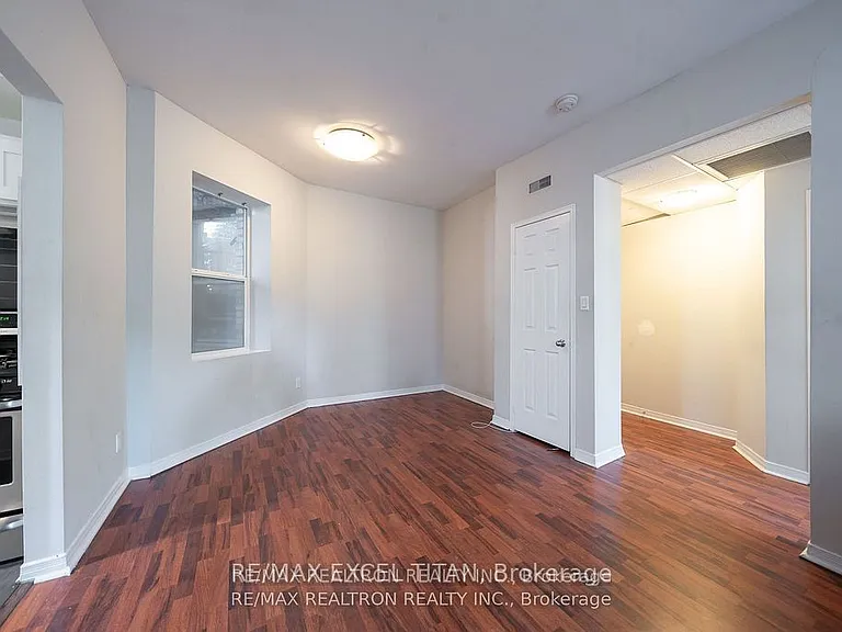 414 Jarvis St #107 — Photo 6