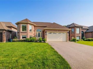 30 McIntosh Ct, Brantford, ON