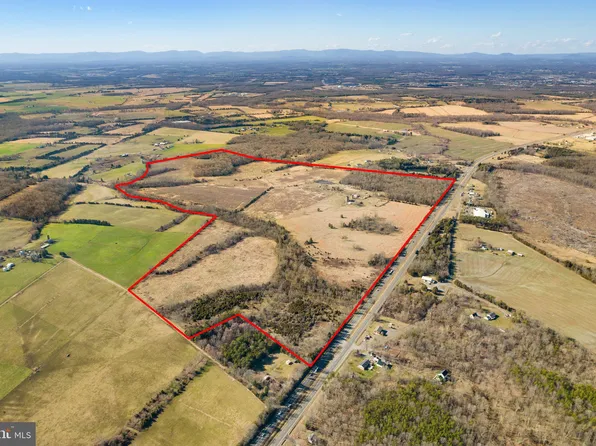 12394 Marsh Rd, Bealeton, VA 22712