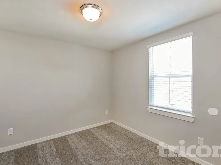 22629 Terazzo Dr — Photo 11