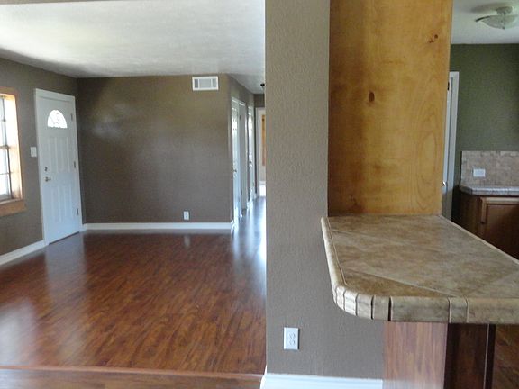 5th image of 303 E Alameda St