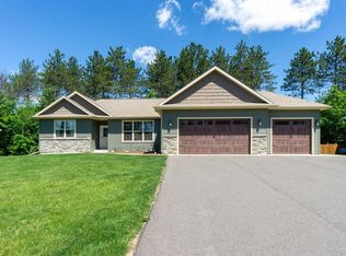 2460 Frosty Pines Ln, Kronenwetter, WI 54455